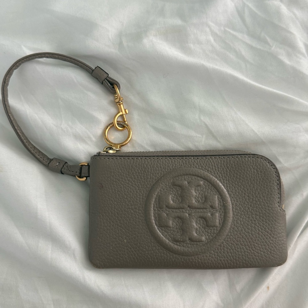 Tory Burch Perry Bombe Card Case Small Leather Wristlet in Taupe - Picture 2 of 7